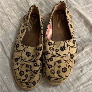 Toms slipons